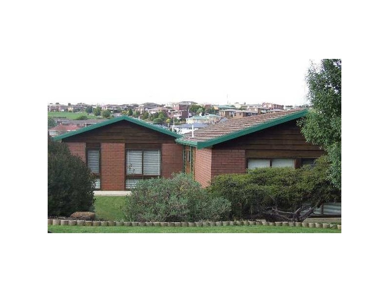 13A Greenacre Street, Upper Burnie TAS 7320