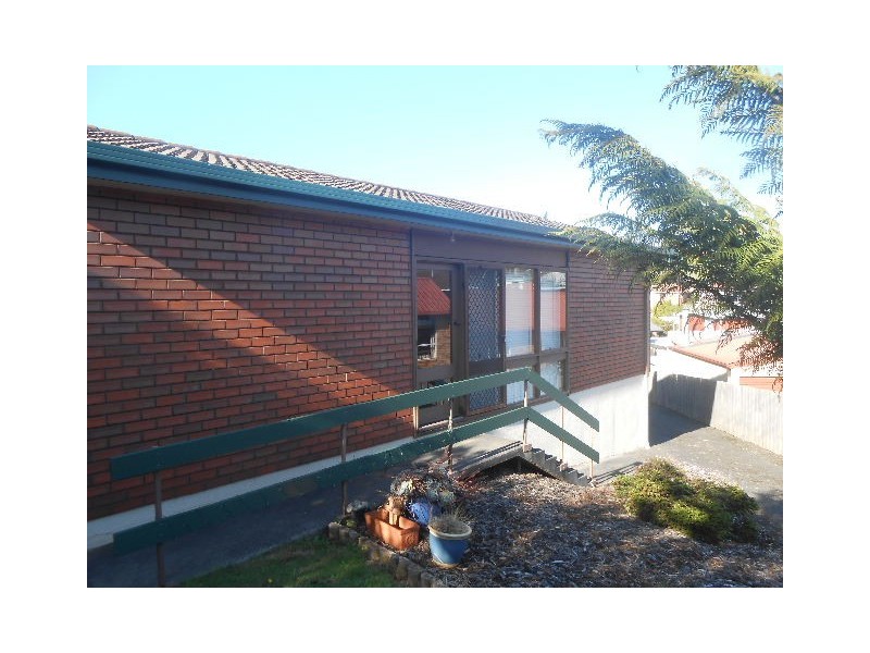 13A Greenacre Street, Upper Burnie TAS 7320