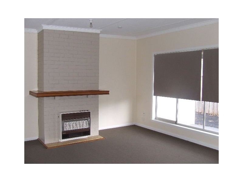 1/6 Curraghmore Avenue, Park Grove TAS 7320