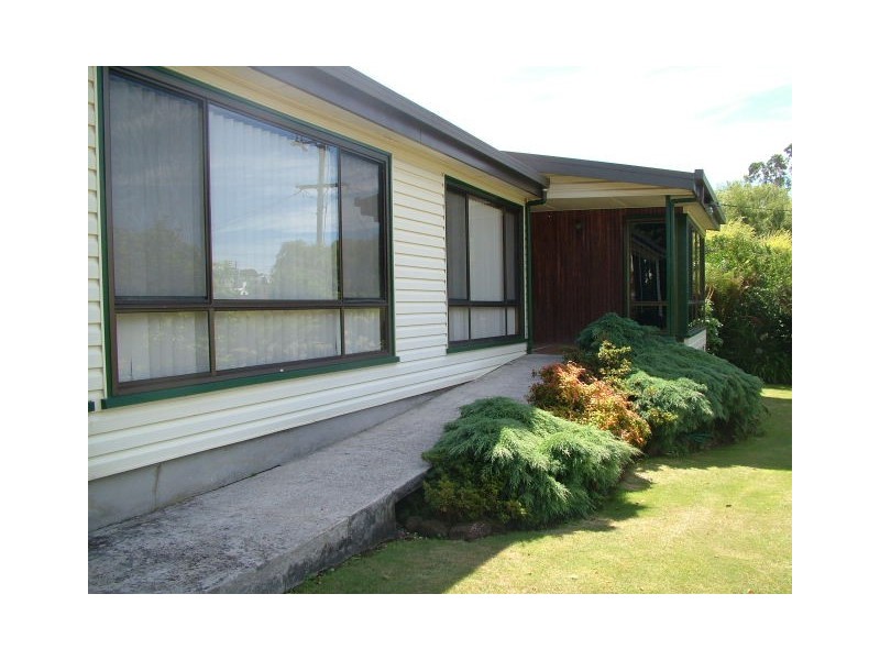 8  West Park Grove, Burnie TAS 7320