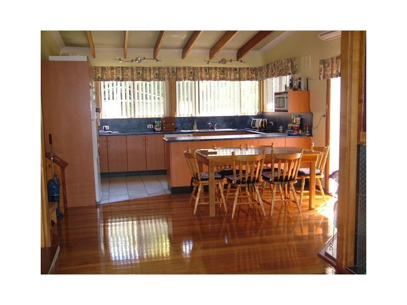 8  West Park Grove, Burnie TAS 7320