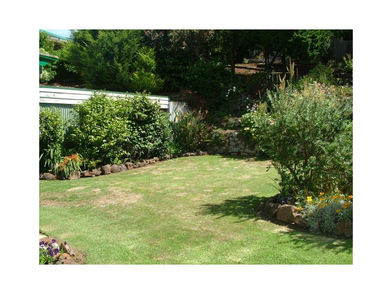 8  West Park Grove, Burnie TAS 7320
