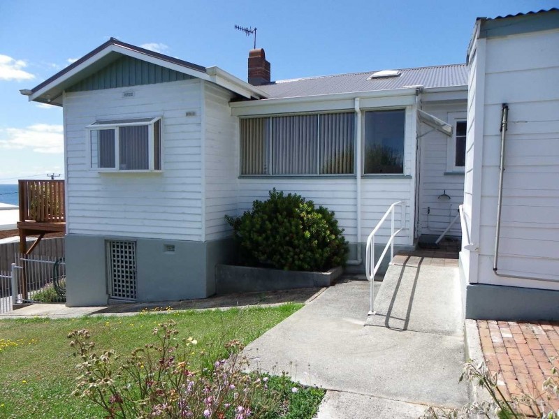 2 Mollison Street, Burnie TAS 7320