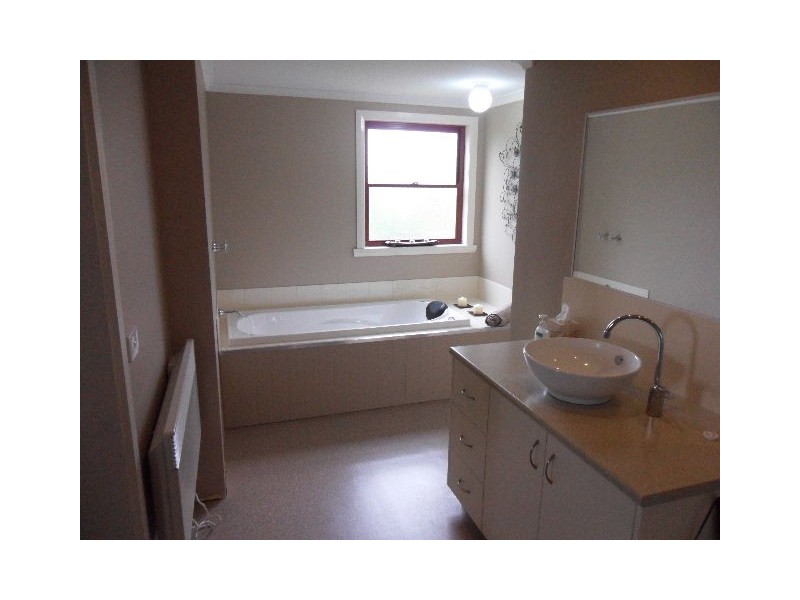 625 Upper Stowport Road, Stowport TAS 7321