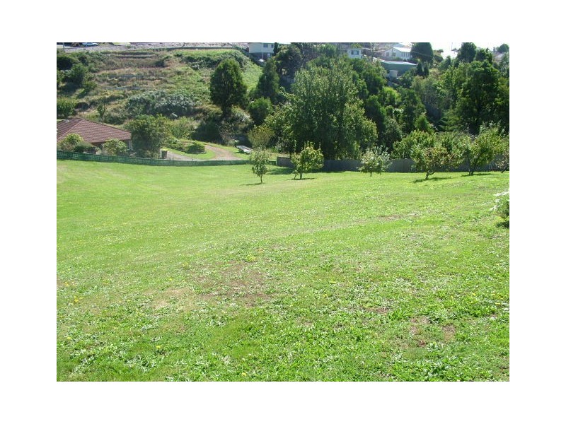 12 West Street, Upper Burnie TAS 7320