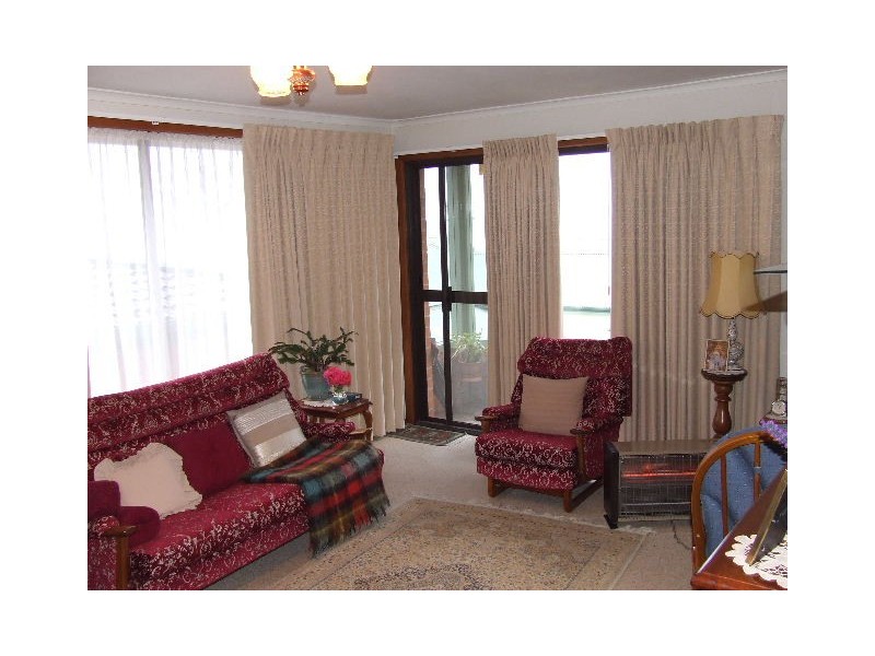 3/11 Princes Street, Burnie TAS 7320