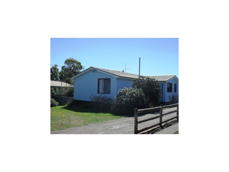 18 Griffiths Street, Burnie TAS 7320