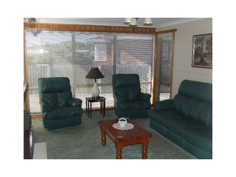 8 Reeve Street, Somerset TAS 7322