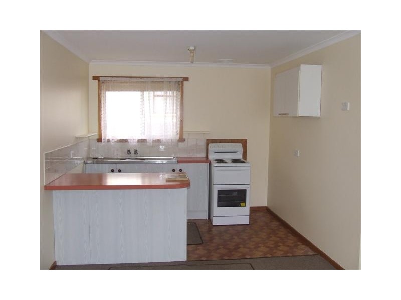 1/2 Raglan Street, Somerset TAS 7322