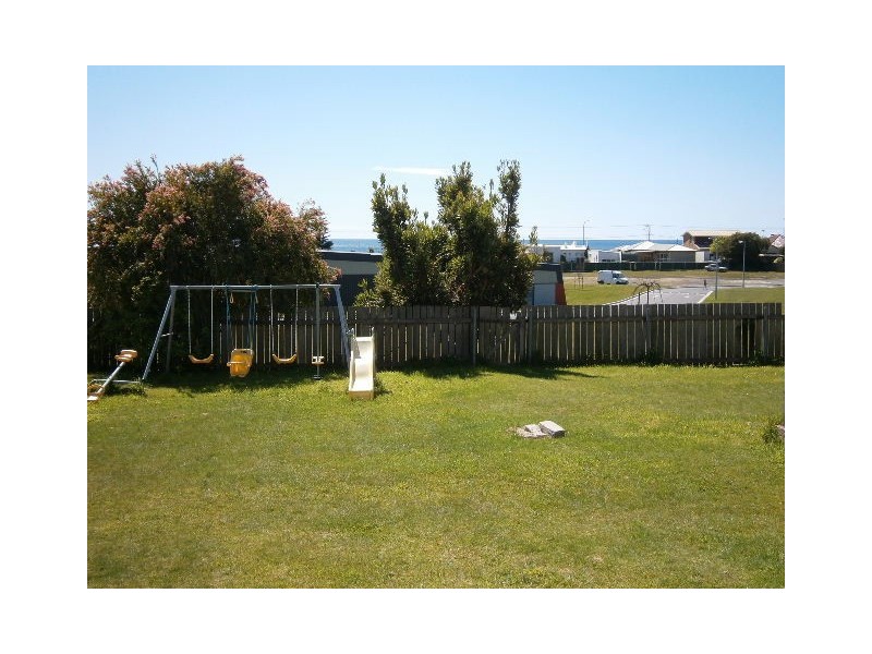 22 Saundridge Road, Burnie TAS 7320