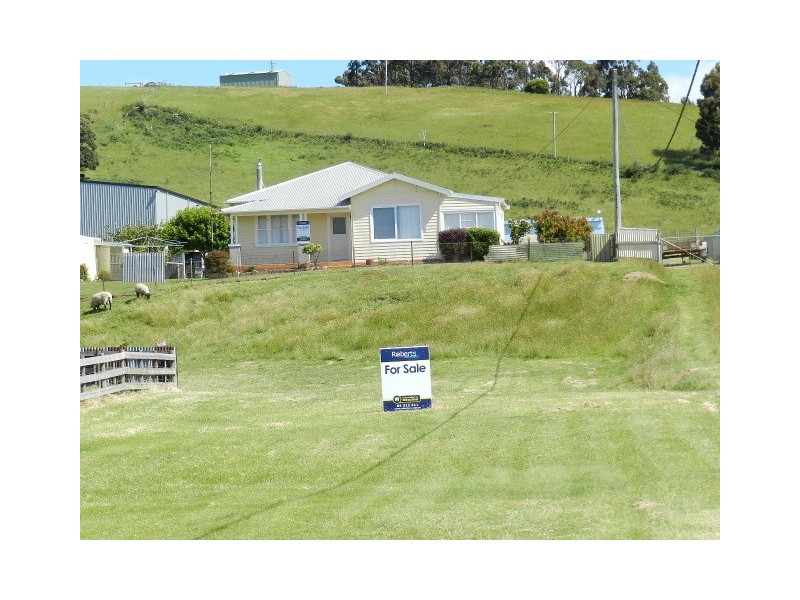 17 Besser Crescent, Camdale TAS 7320