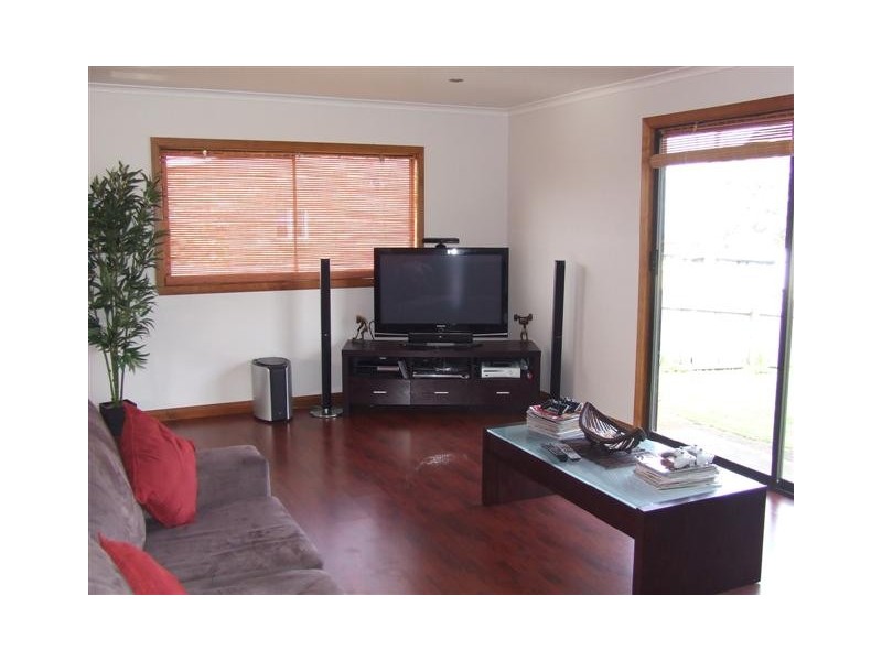 28 Pineleigh Street, Penguin TAS 7316