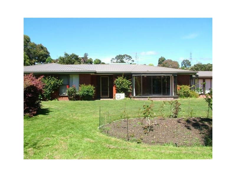 16 Edward Street, Somerset TAS 7322