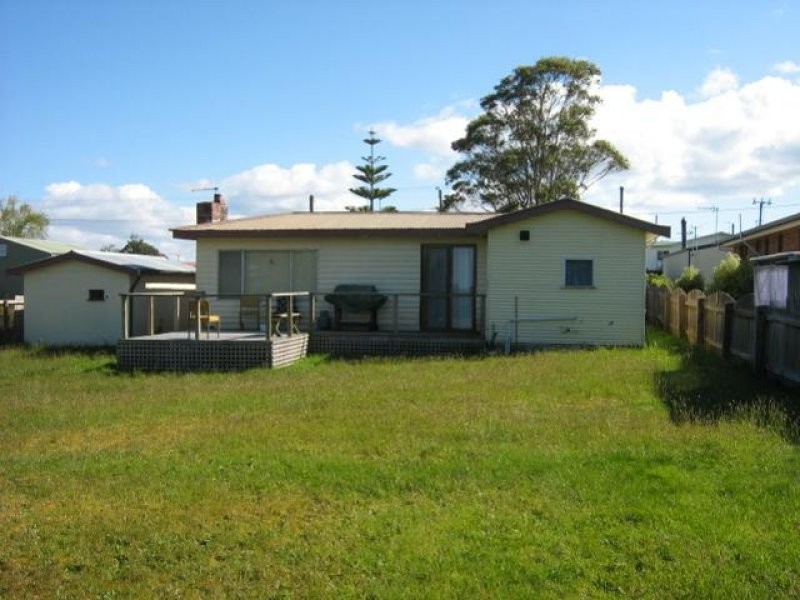 5 Innes Street, Strahan TAS 7468