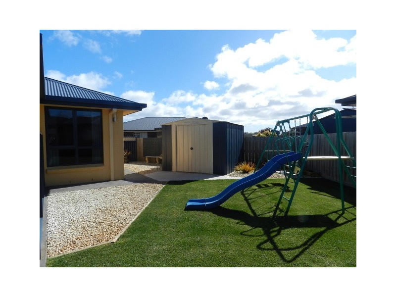 11 Ewington Way, Burnie TAS 7320