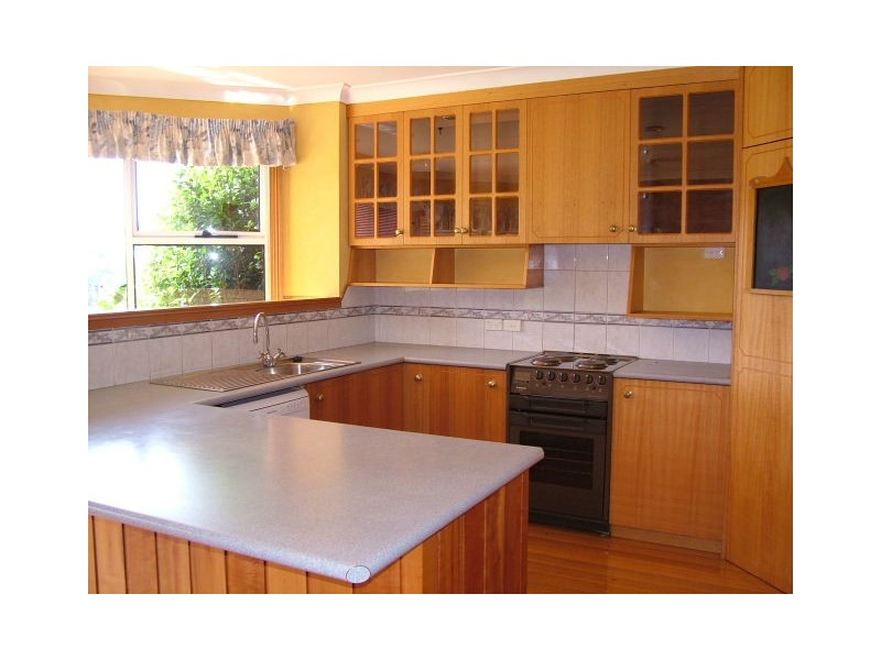 15 Edward Street, Somerset TAS 7322