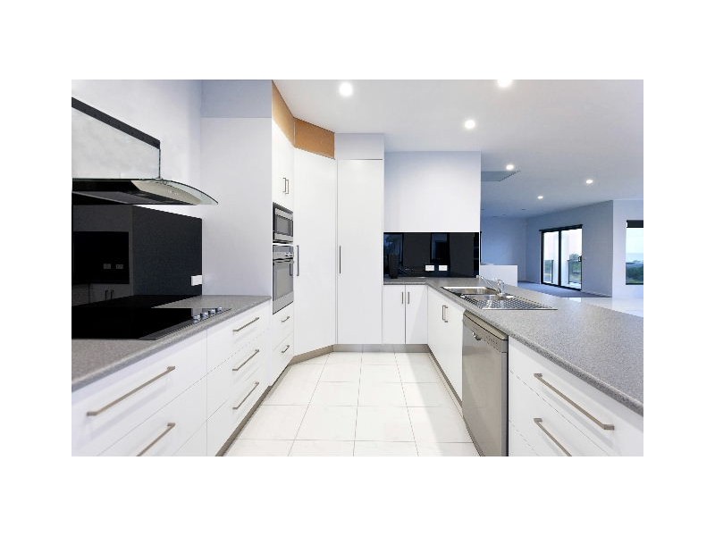 4 Ocean View Boulevard, Sulphur Creek TAS 7316