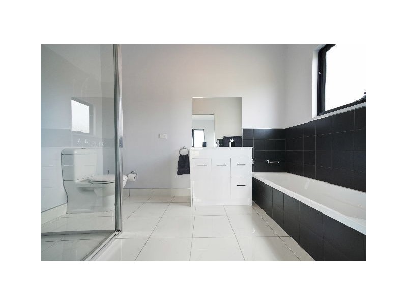 4 Ocean View Boulevard, Sulphur Creek TAS 7316