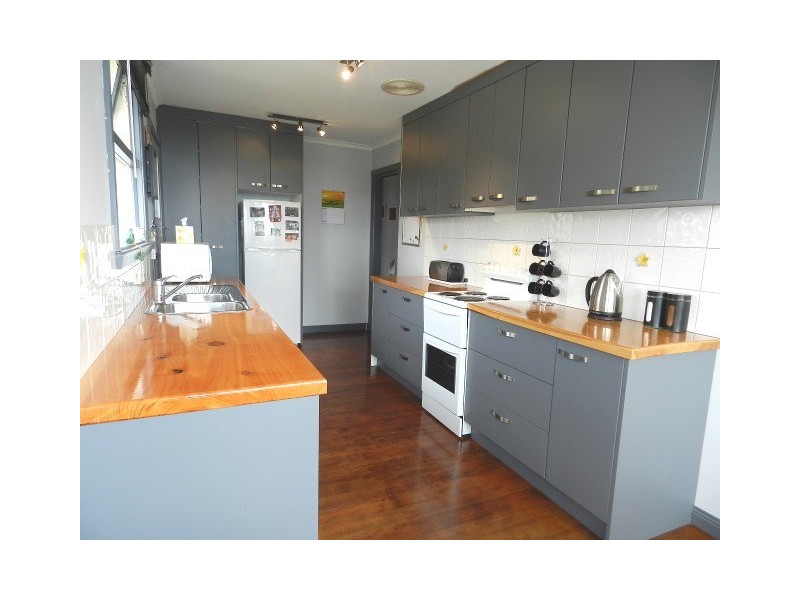 13 Bathurst Street, Burnie TAS 7320