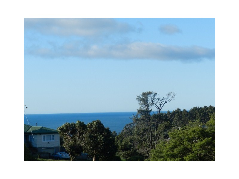 13 Bathurst Street, Burnie TAS 7320