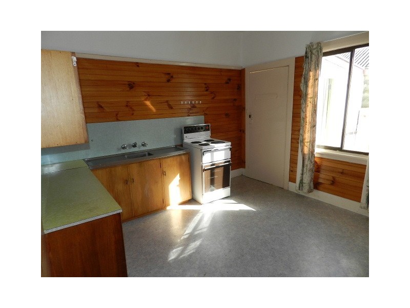 8 Scott Street, Burnie TAS 7320