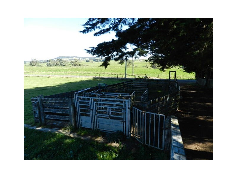 1087 Pine Road, Penguin TAS 7316