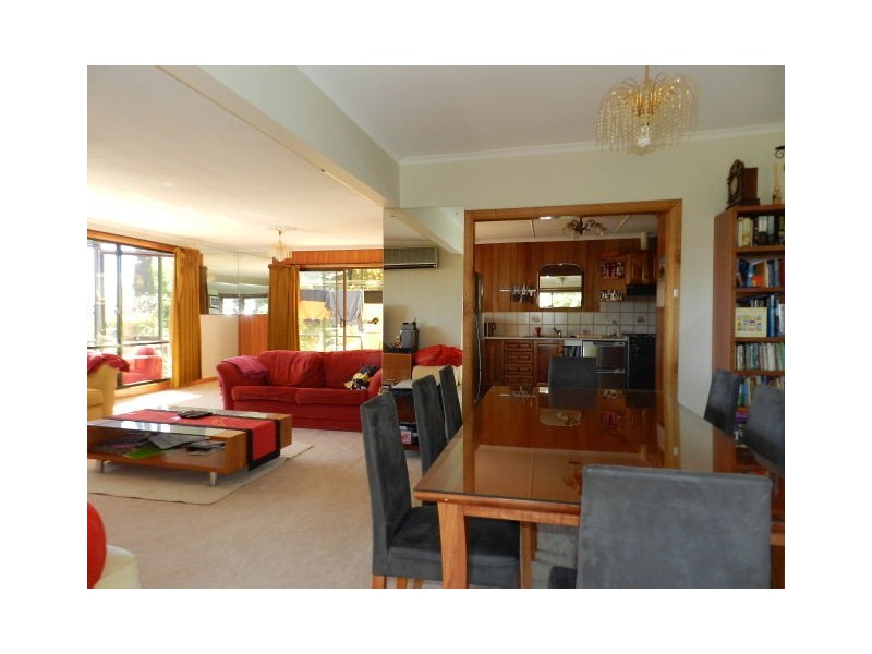 1087 Pine Road, Penguin TAS 7316