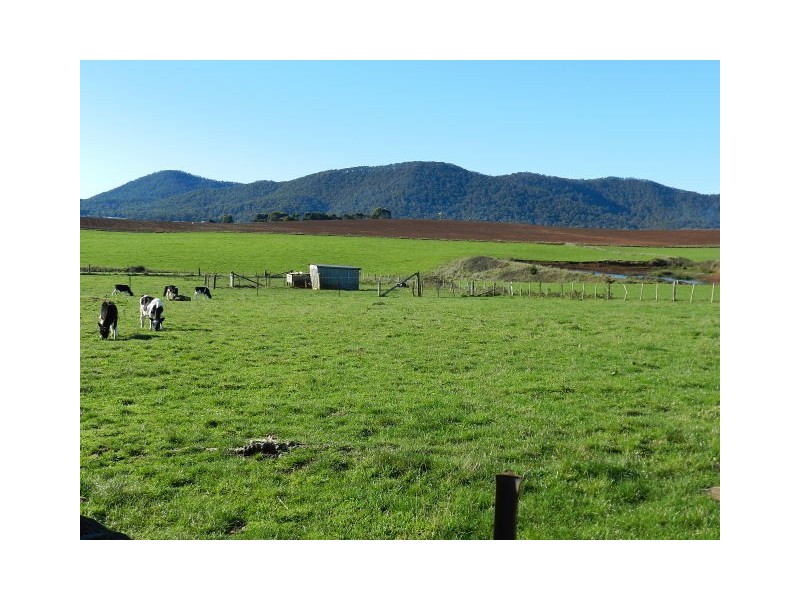 33 Davey’s Road, Penguin TAS 7316