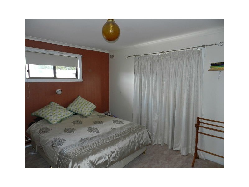 32 Beaufort Street, Somerset TAS 7322