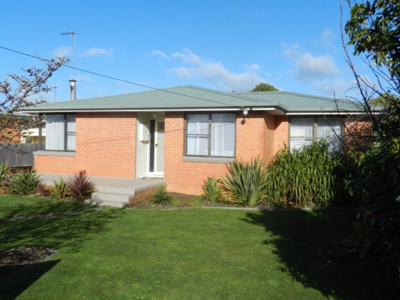 2 Van Diemens Crescent, Burnie TAS 7320