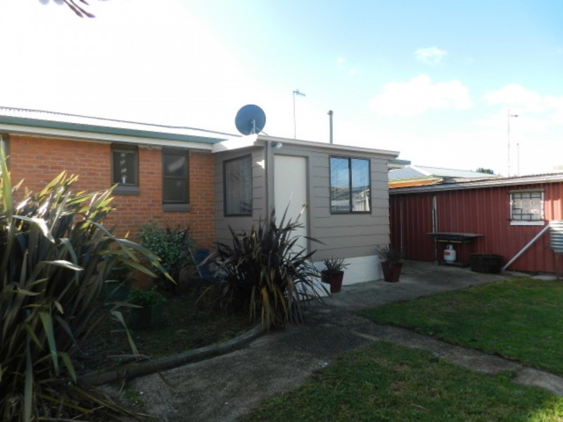 2 Van Diemens Crescent, Burnie TAS 7320