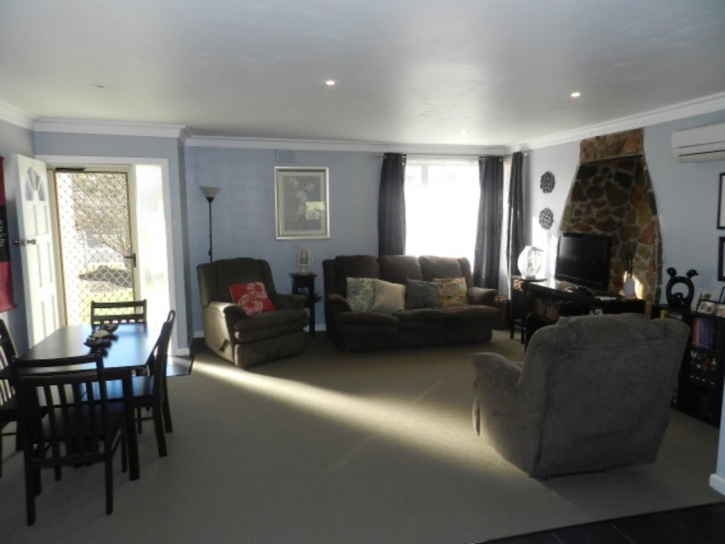 2 Van Diemens Crescent, Burnie TAS 7320