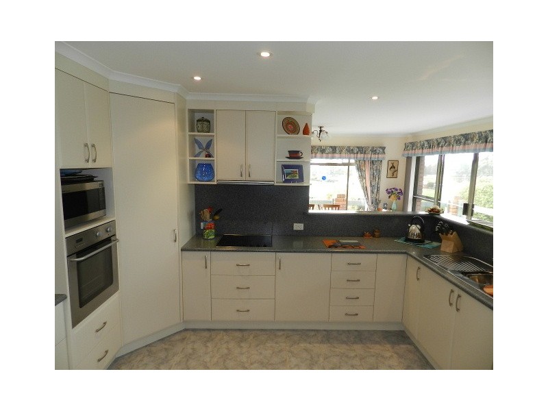 339 Murchison Highway, Somerset TAS 7322