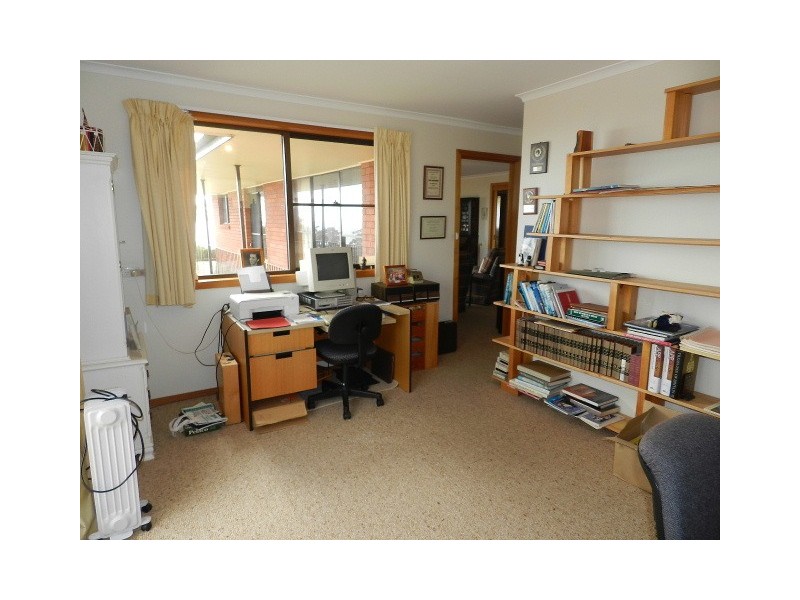 16 Kalina Crescent, Burnie TAS 7320