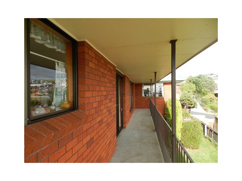 16 Kalina Crescent, Burnie TAS 7320