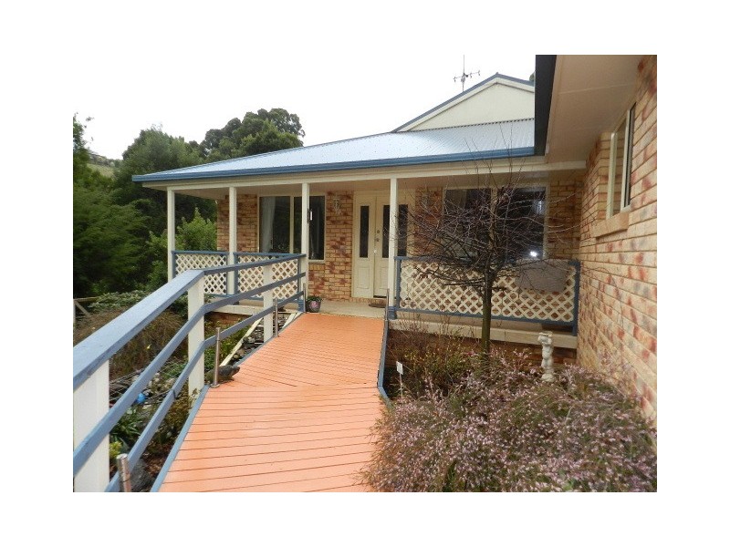 13 Dowling Drive, Burnie TAS 7320