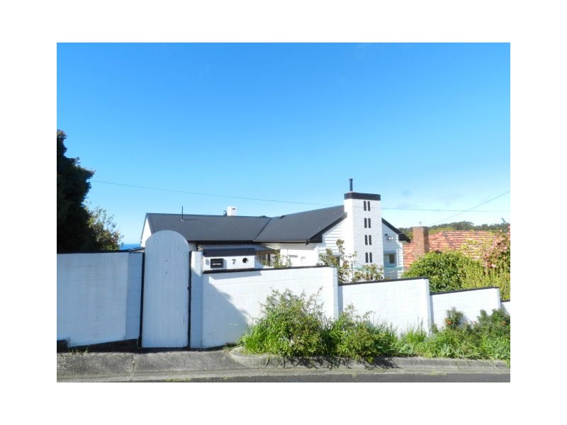 7 Federal Street, Upper Burnie TAS 7320