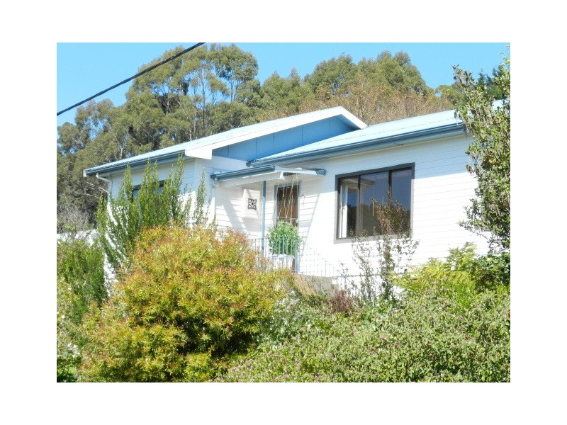 6 Wattle Avenue, Burnie TAS 7320