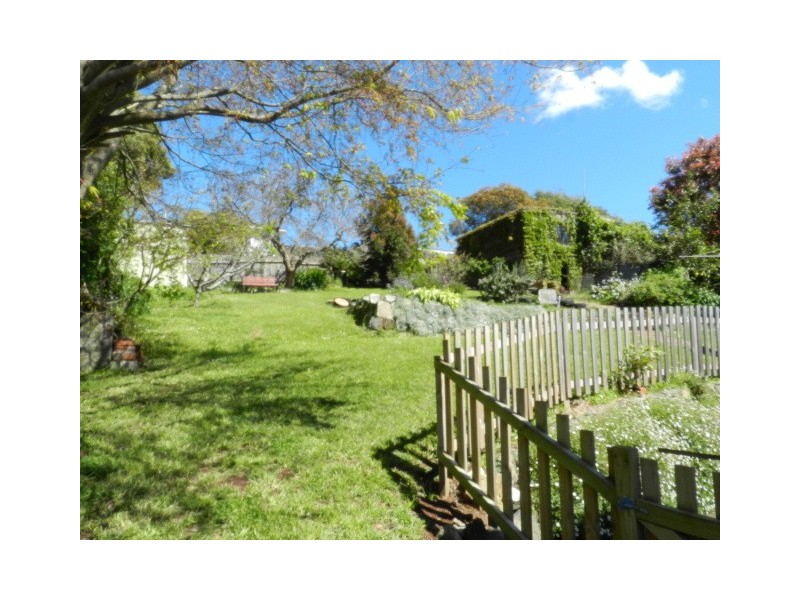 6 Wattle Avenue, Burnie TAS 7320