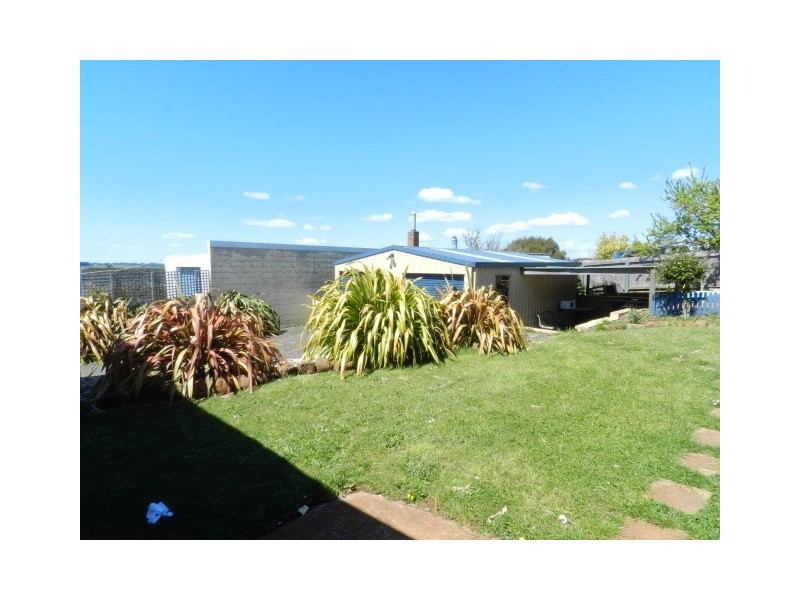 2 Pease Street, Burnie TAS 7320