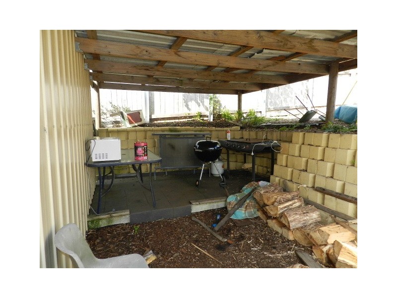 2 Pease Street, Burnie TAS 7320