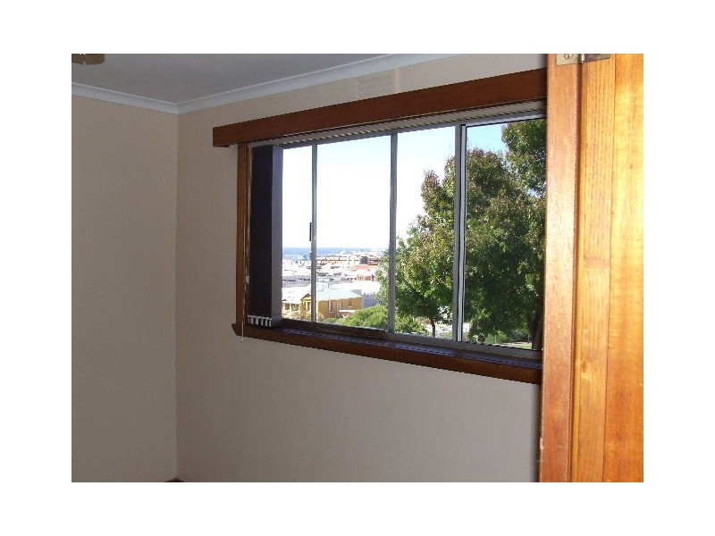 3/11 Hodgman Street, Burnie TAS 7320