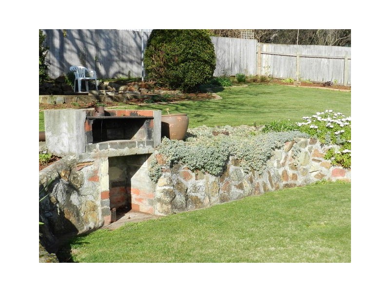 17 Ogden, Burnie TAS 7320