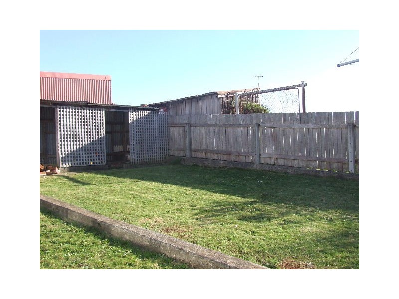 18 Pine Avenue, Upper Burnie TAS 7320