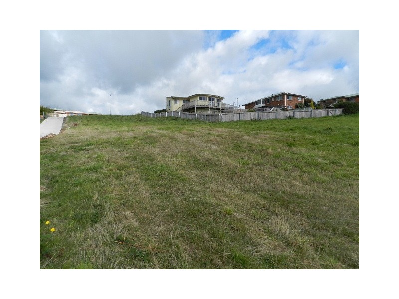 32 Dowling Drive, Burnie TAS 7320