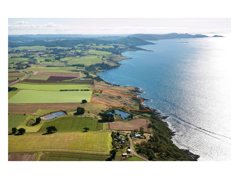 17126 Bass Highway, Boat Harbour TAS 7321