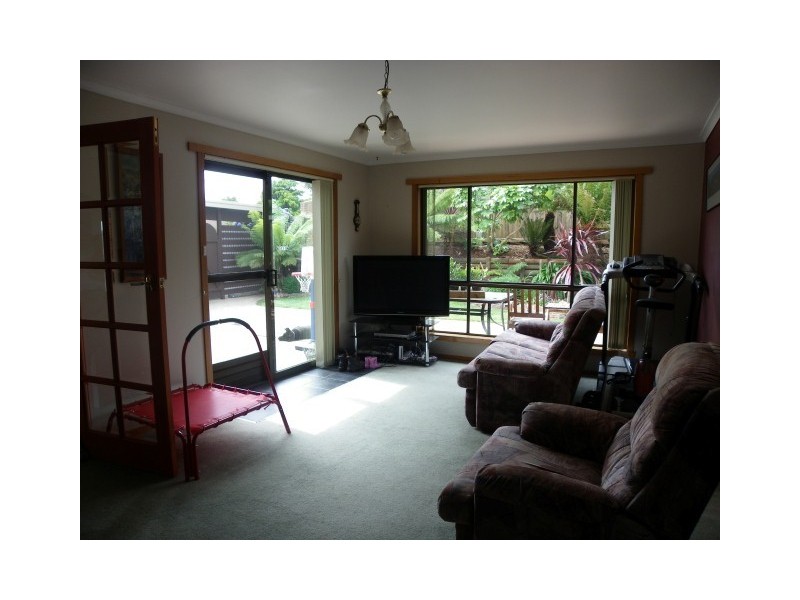 2 Hambledon Avenue, Burnie TAS 7320