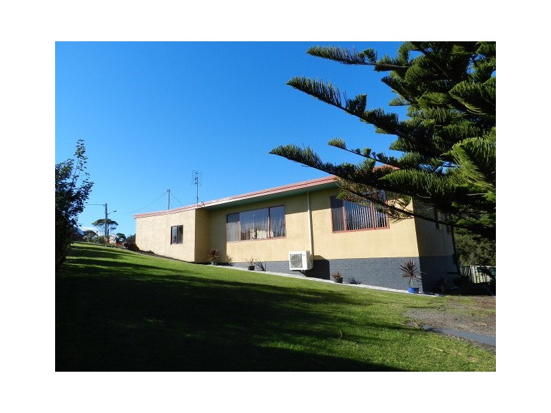 8 Haig Street, Heybridge TAS 7316
