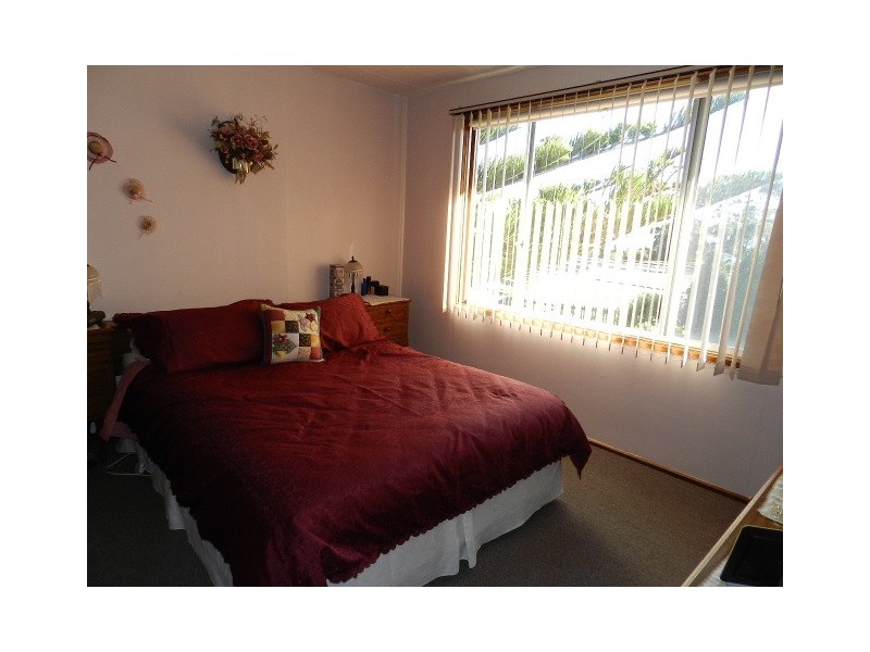 8 Haig Street, Heybridge TAS 7316