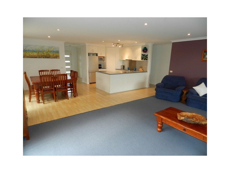 2 Ewington Way, Burnie TAS 7320